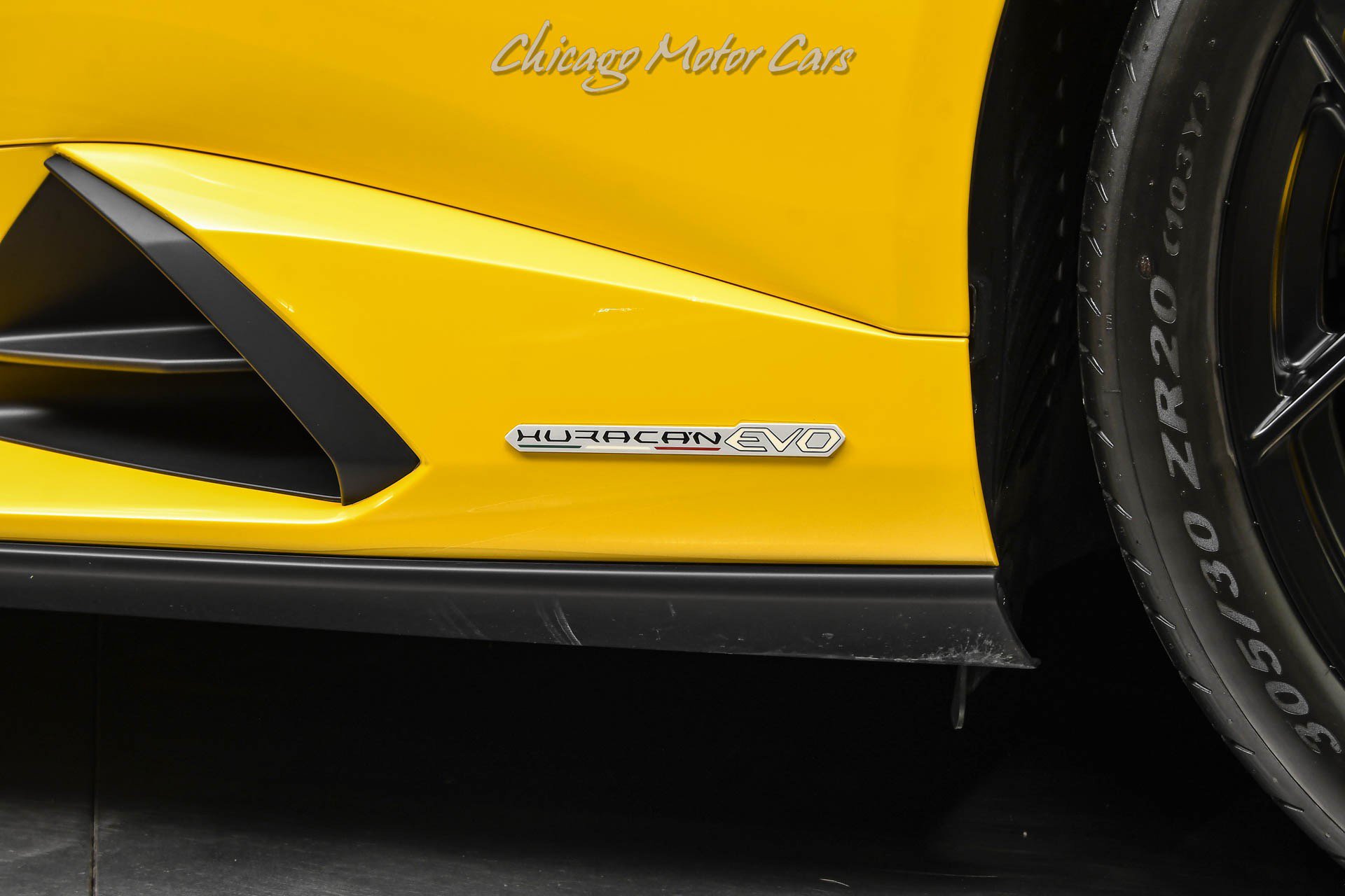 Used 2024 Lamborghini Huracan EVO AWD/4WD image 31