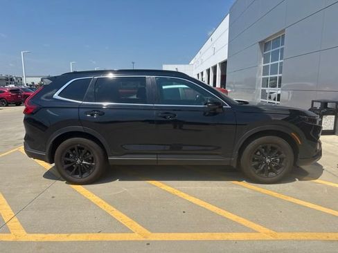 Used 2025 Honda CR-V Sport-L image 3
