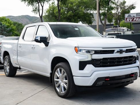 Used 2022 Chevrolet Silverado 1500 LTZ w/ LTZ Premium Package AWD/4WD image 11