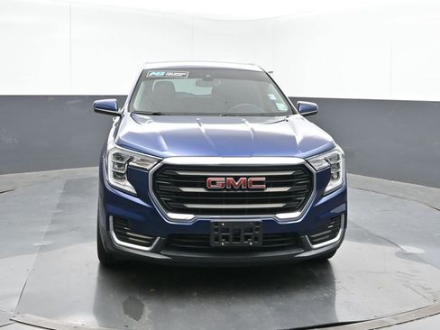Used 2022 GMC Terrain SLE image 8