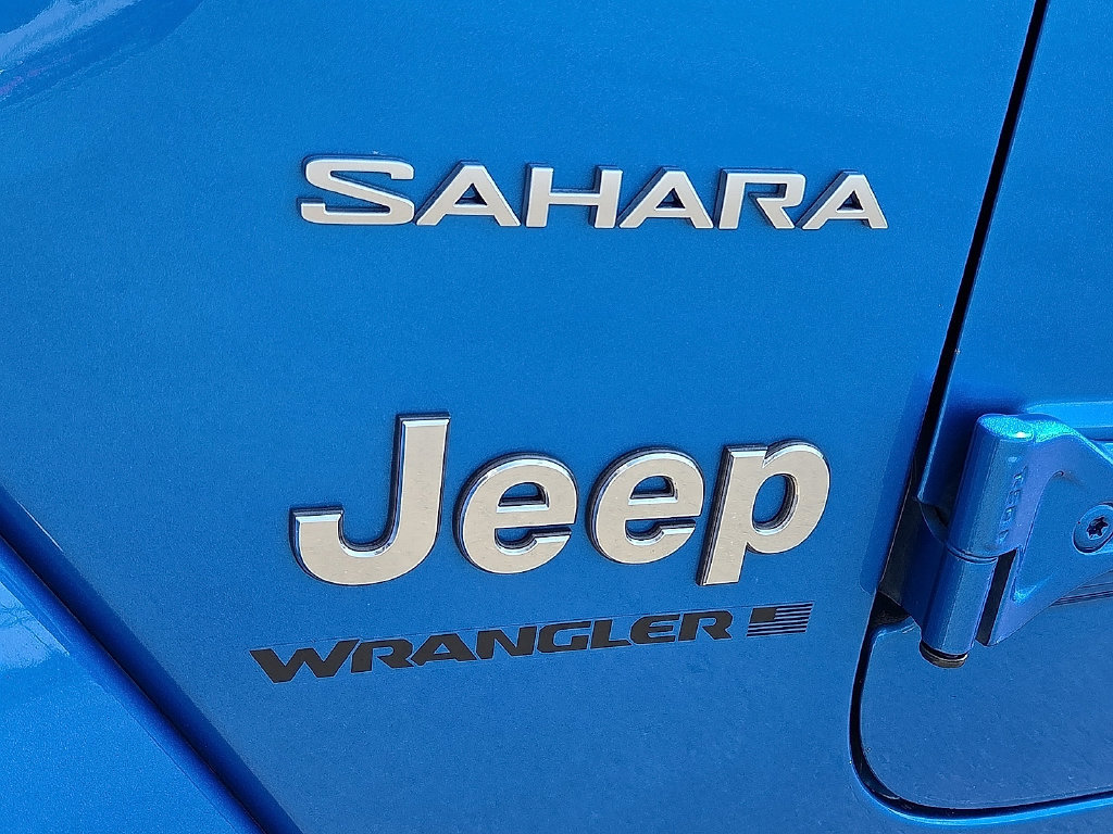 Used 2024 Jeep Wrangler Unlimited Sahara AWD/4WD image 8