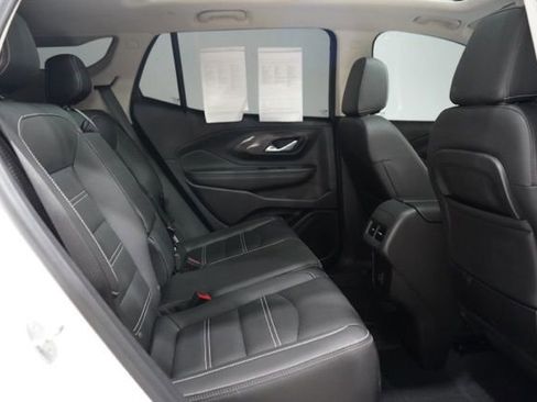Used 2022 GMC Terrain Denali image 38