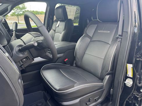 New 2025 RAM 2500 Laramie AWD/4WD image 20