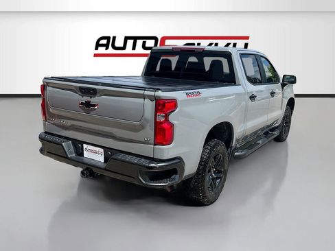 Used 2024 Chevrolet Silverado 1500 LT Trail Boss AWD/4WD image 7