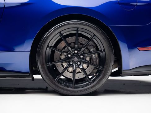 Used 2016 Ford Mustang Shelby GT350 w/ Track Package RWD image 22