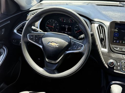 Used 2024 Chevrolet Malibu LT FWD image 19