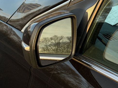 Used 2023 Ford Edge Titanium w/ Class II Trailer Tow Package image 12