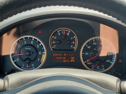 Used 2012 Nissan Titan SV w/ SV Value Truck Pkg AWD/4WD image 20