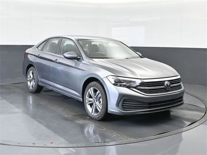 Used 2024 Volkswagen Jetta SE