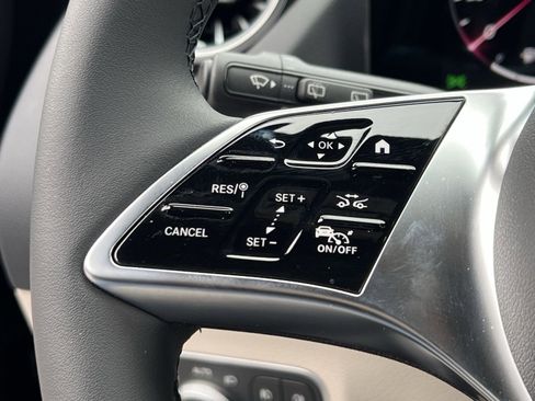 New 2026 Mercedes-Benz GLA 250 4MATIC image 36