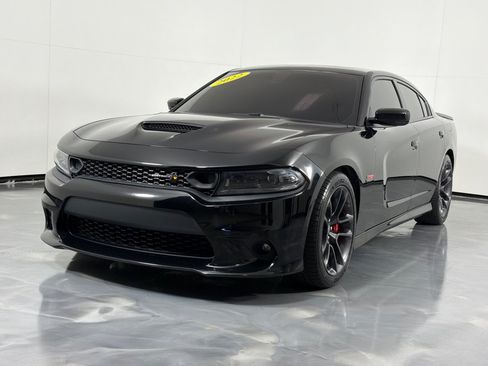 Used 2022 Dodge Charger Scat Pack w/ Harman/Kardon Audio Group RWD image 11
