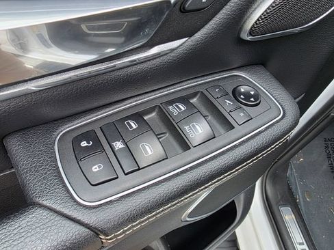 Used 2021 RAM 1500 Laramie AWD/4WD image 22