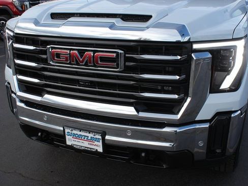 New 2026 GMC Sierra 2500 SLT w/ SLT Premium Package image 17