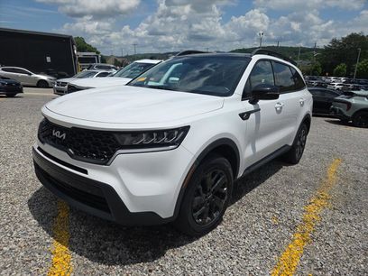 Used 2022 Kia Sorento S w/ Panoramic Sunroof Package