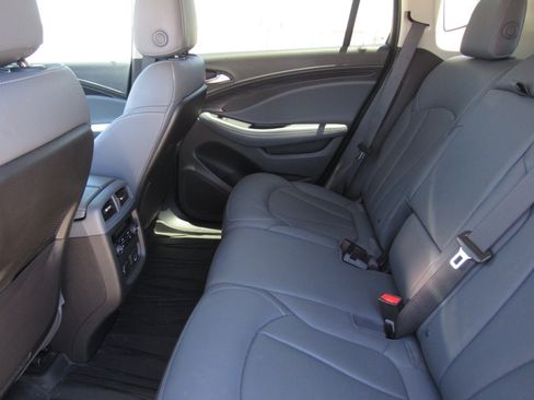 Used 2020 Buick Envision Premium w/ Driver Confidence Package AWD/4WD image 14