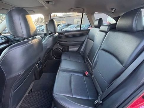 Used 2017 Subaru Outback 2.5i Limited image 11