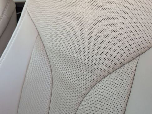 Used 2023 Lincoln Nautilus Reserve w/ Cargo Utility Package image 18