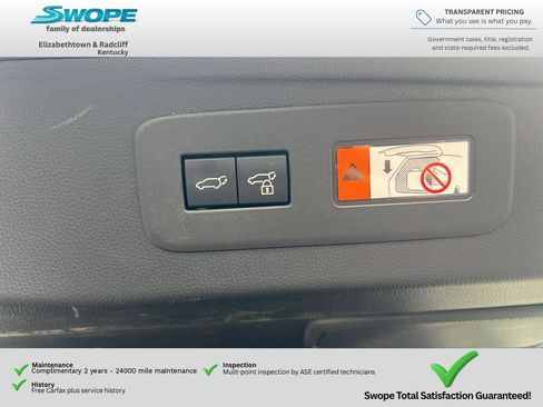 Used 2025 Toyota Land Cruiser AWD/4WD image 21