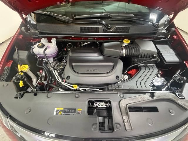 New 2027 Chrysler Pacifica Select AWD/4WD image 12