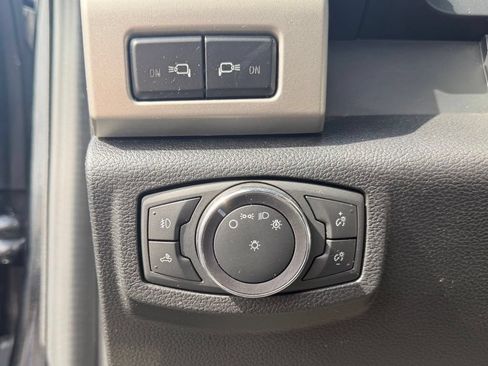 Used 2021 Ford F250 Lariat AWD/4WD image 23