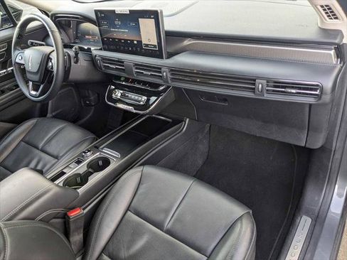Used 2023 Lincoln Corsair Reserve w/ Equipment Group 201A image 32