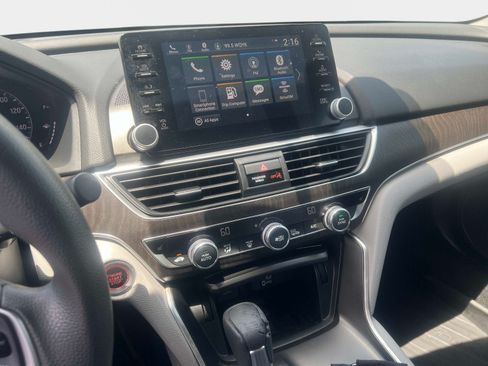 Used 2019 Honda Accord EX image 13