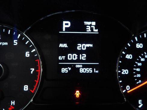 Used 2017 Kia Forte LX FWD image 16