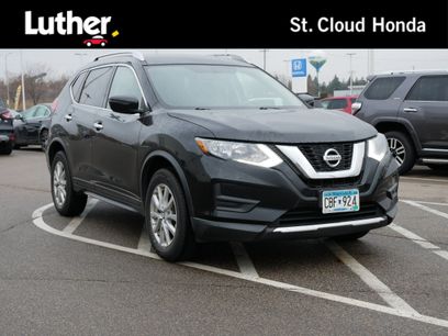 Used 2017 Nissan Rogue SV