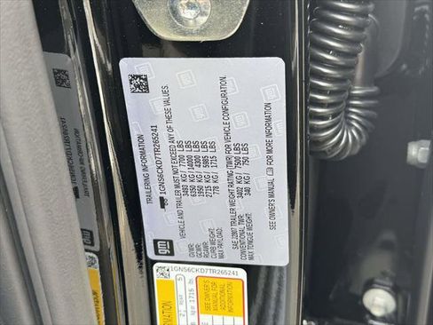 New 2026 Chevrolet Suburban LT image 16