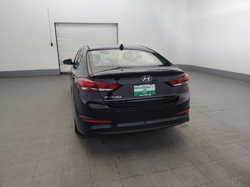 Used 2018 Hyundai Elantra SEL FWD image 6