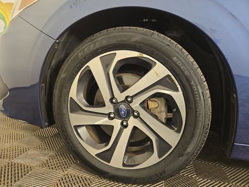 Used 2022 Subaru Legacy Limited image 35