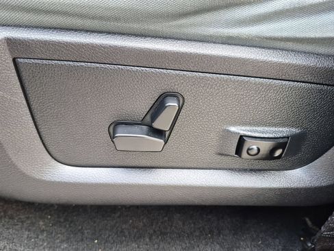 Used 2015 RAM 1500 Big Horn AWD/4WD image 15