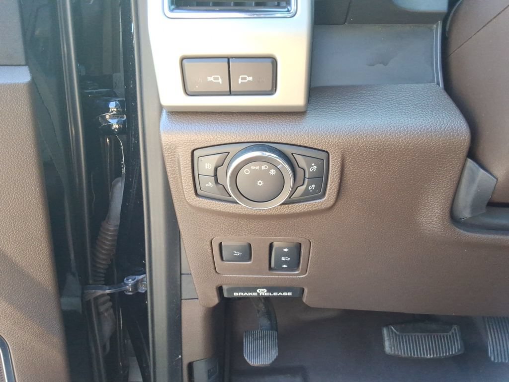 Used 2021 Ford F350 King Ranch w/ King Ranch Ultimate Package AWD/4WD image 42
