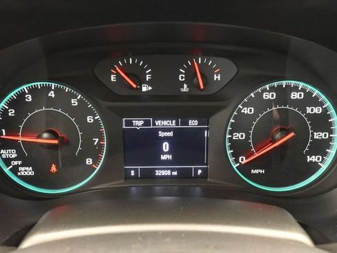 Used 2025 Chevrolet Malibu LT FWD image 36