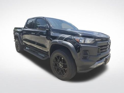 Used 2024 Chevrolet Colorado Trail Boss w/ LPO, Dark Essentials Package AWD/4WD image 1