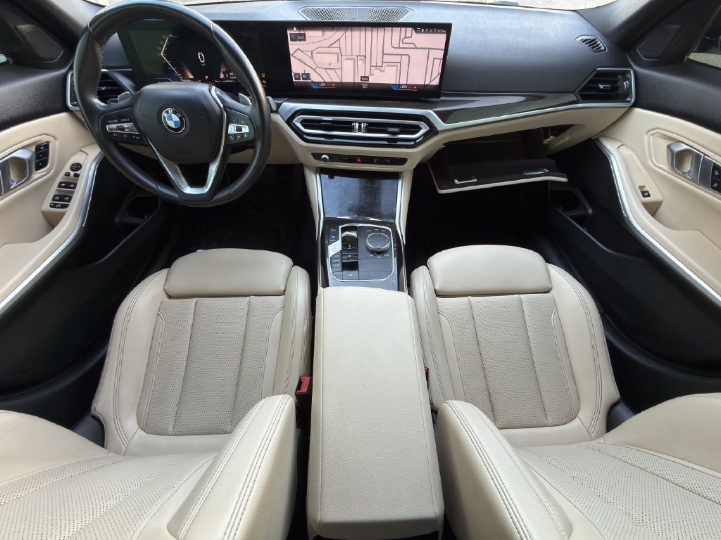 Used 2023 BMW 330i Sedan w/ Convenience Package RWD image 9