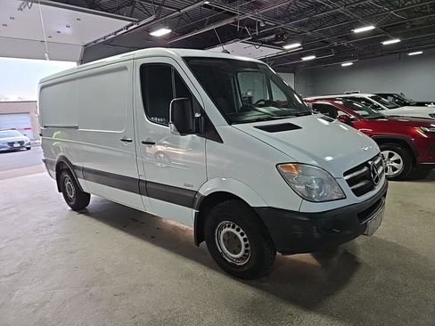 Used 2012 Mercedes-Benz Sprinter 144 Cargo image 3