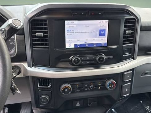Used 2023 Ford F150 XLT RWD image 25