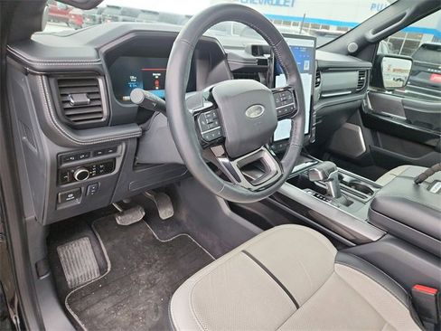 Used 2023 Ford F150 Lightning Platinum image 10