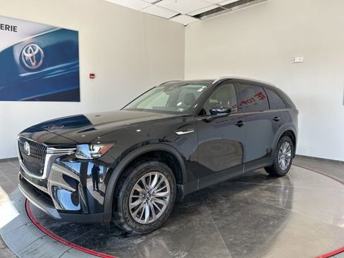 Used 2025 MAZDA CX-90 3.3 Turbo w/ Preferred Package AWD/4WD image 2