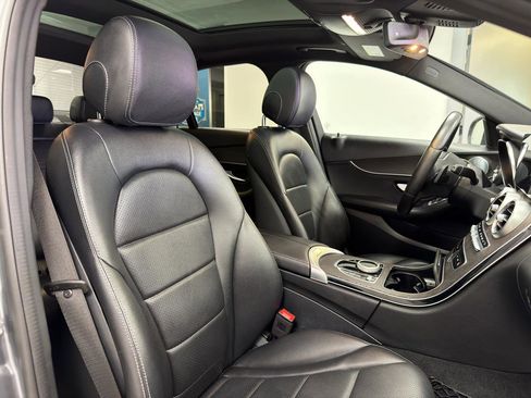 Used 2021 Mercedes-Benz C 300 4MATIC Sedan image 12
