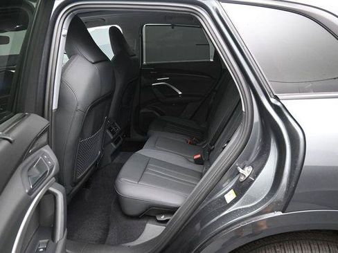 New 2026 Audi Q5 Premium Plus AWD/4WD image 11