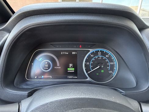 Used 2024 Nissan Leaf S FWD image 17