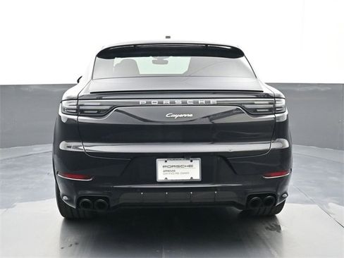 Used 2022 Porsche Cayenne E-Hybrid Coupe image 22