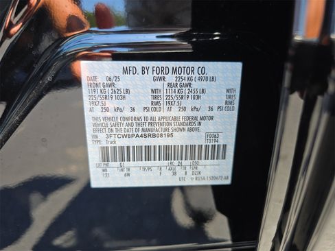 New 2025 Ford Maverick Lobo image 30