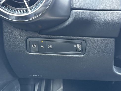 New 2026 Chevrolet Equinox EV LT image 28