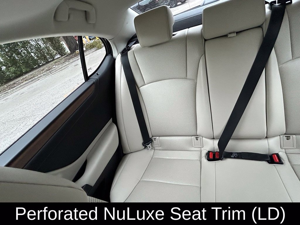Used 2025 Lexus ES 350 w/ Premium Package FWD image 11