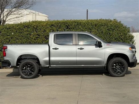 New 2026 Chevrolet Silverado 1500 LT Trail Boss w/ Convenience Package II image 3