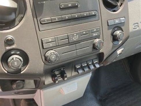 Used 2013 Ford F350 XL image 29
