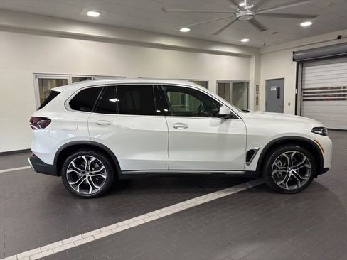 Used 2024 BMW X5 sDrive40i w/ Parking Assistance Package RWD image 6